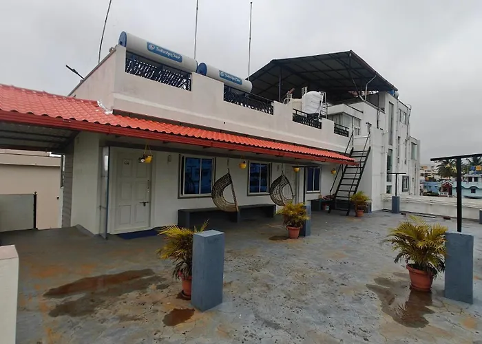 Happy Holiday Inn Service Apartment Chikmagalur